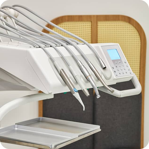 綺麗に並べられた医療器具